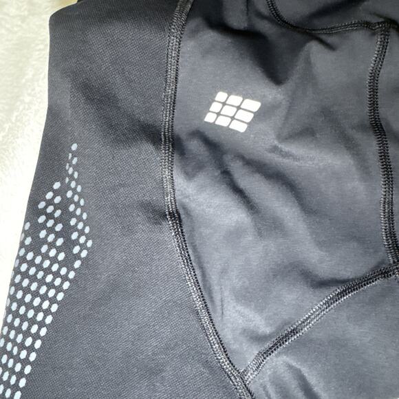 CEP Women's Dynamic+ Run Compression Shorts 2.0 (Black) Size 3 - Picture 6 of 6